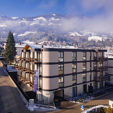 Zillertal Suites Fuegen By Alps Resorts Екстериор снимка