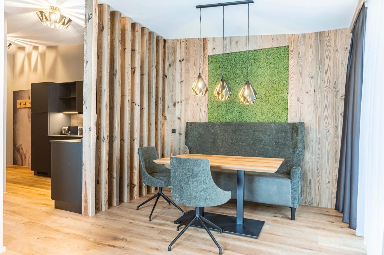 Zillertal Suites Fuegen By Alps Resorts Екстериор снимка