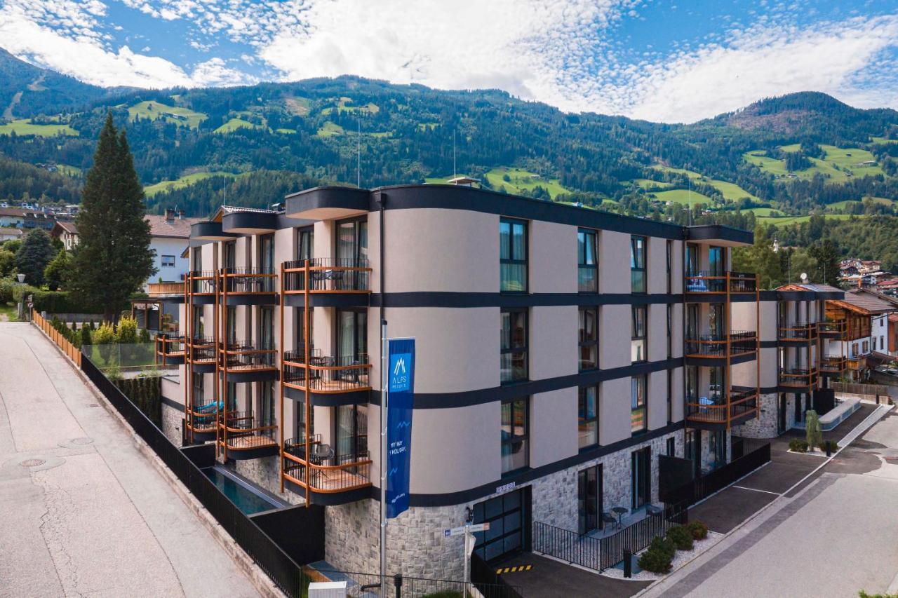 Zillertal Suites Fuegen By Alps Resorts Екстериор снимка