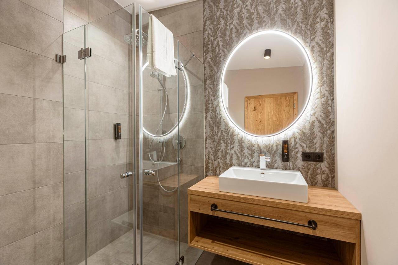 Zillertal Suites Fuegen By Alps Resorts Екстериор снимка