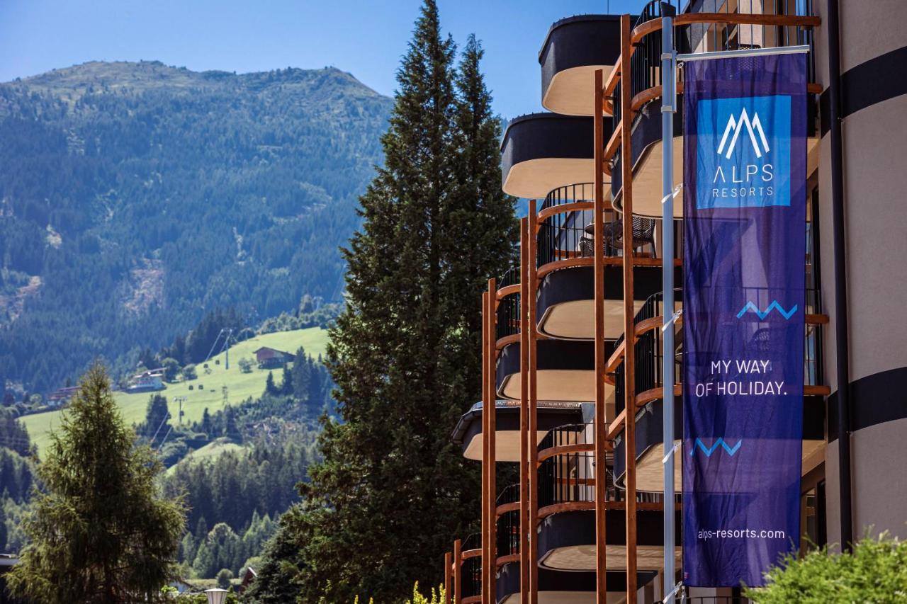 Zillertal Suites Fuegen By Alps Resorts Екстериор снимка