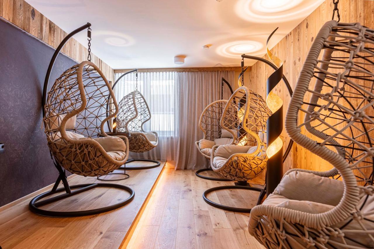 Zillertal Suites Fuegen By Alps Resorts Екстериор снимка