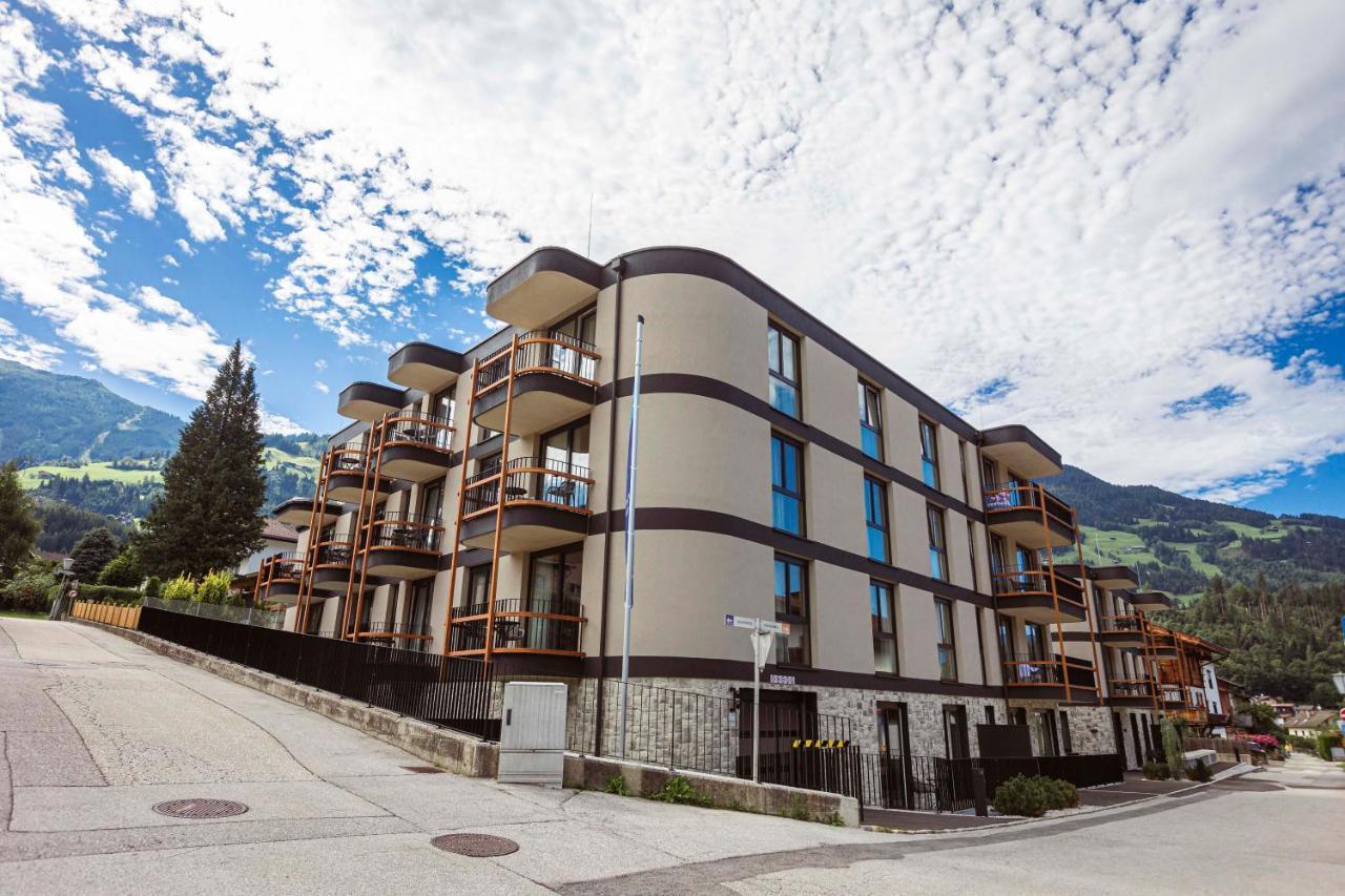 Zillertal Suites Fuegen By Alps Resorts Екстериор снимка